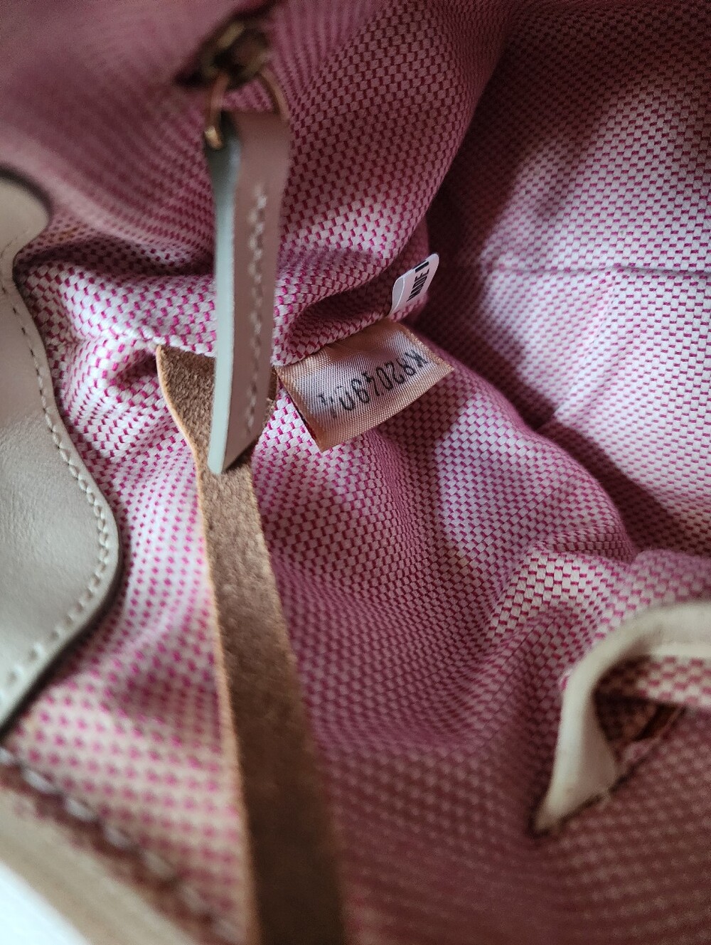 Dooney & Bourke Pink Canvas Logo Shoulder Bag with White Trim - Picture 12 of 13